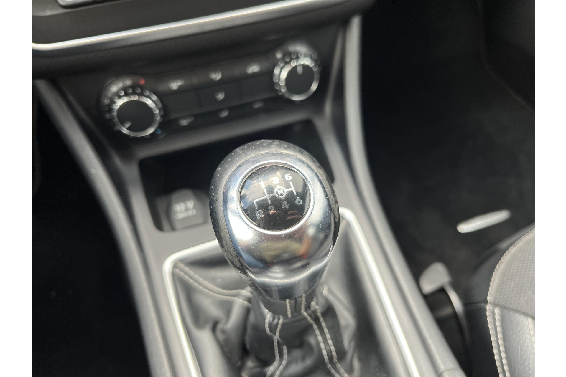 Mercedes-Benz CLA 180 Ambition AIRCO CRUISE TREKHAAK 47593067-16.jpg | Autobedrijf Gerard Vulink