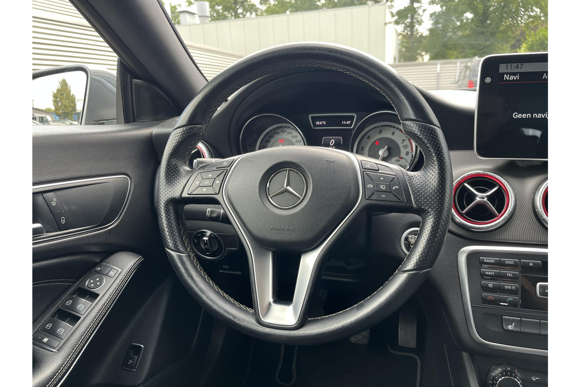 Mercedes-Benz CLA 180 Ambition AIRCO CRUISE TREKHAAK 47593067-8.jpg | Autobedrijf Gerard Vulink