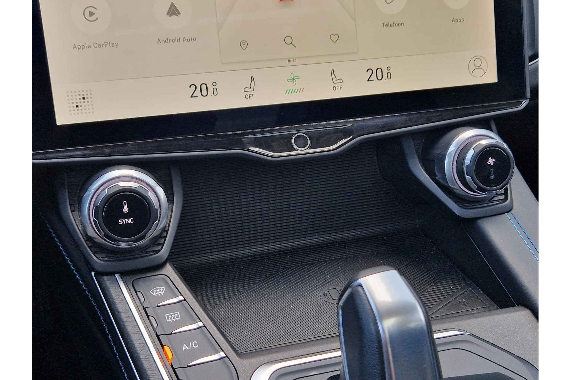 Lynk & Co 01 1.5 262PK | BLACK EDITION |CAMERA SCHUIF/KANTELDAK 47767761-18.jpg | Autobedrijf Gerard Vulink