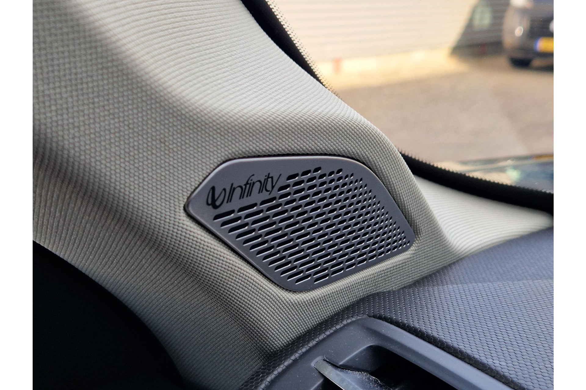 Lynk & Co 01 1.5 262PK | BLACK EDITION |CAMERA SCHUIF/KANTELDAK 47767761-21.jpg | Autobedrijf Gerard Vulink