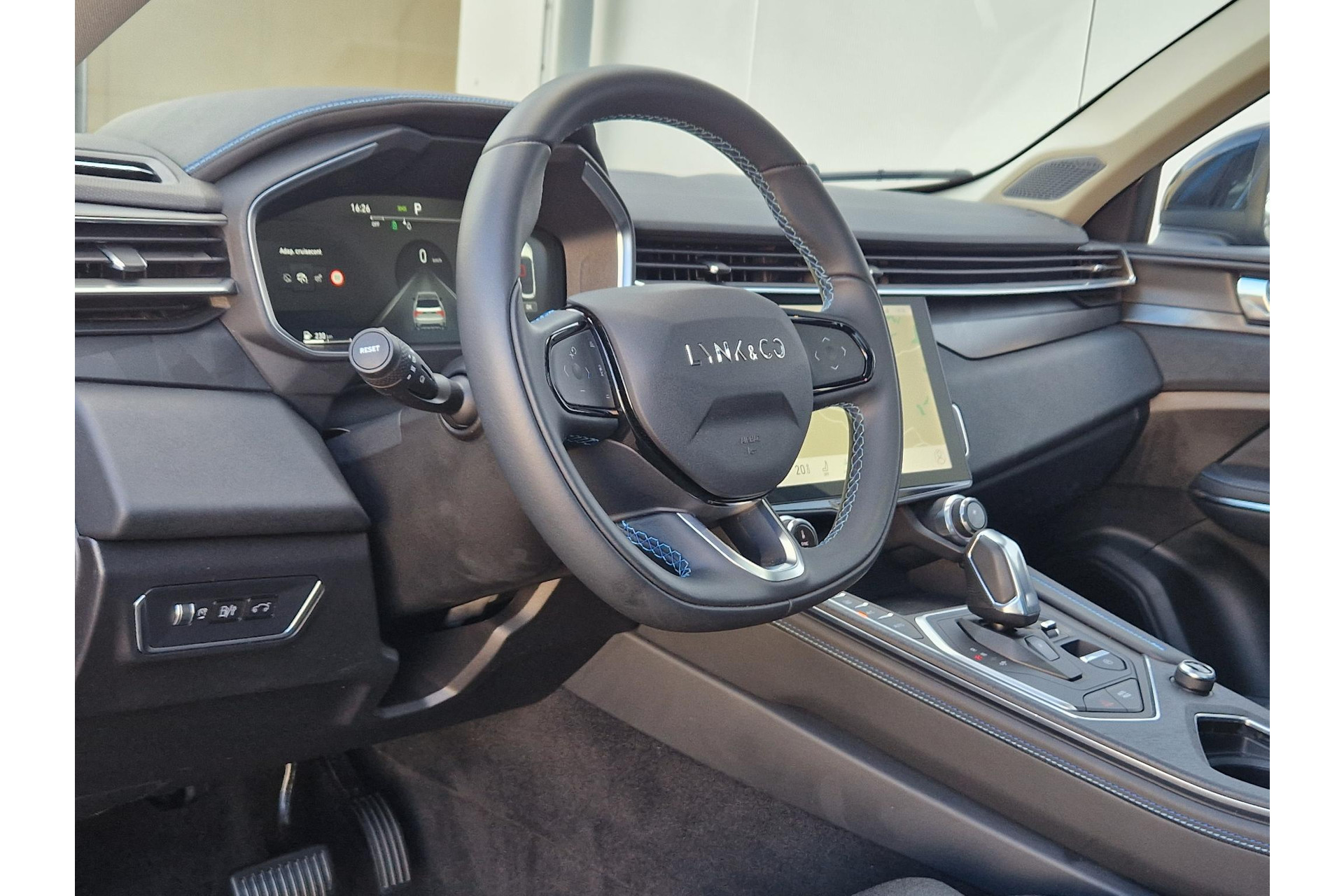 Lynk & Co 01 1.5 262PK | BLACK EDITION |CAMERA SCHUIF/KANTELDAK 47767761-9.jpg | Autobedrijf Gerard Vulink