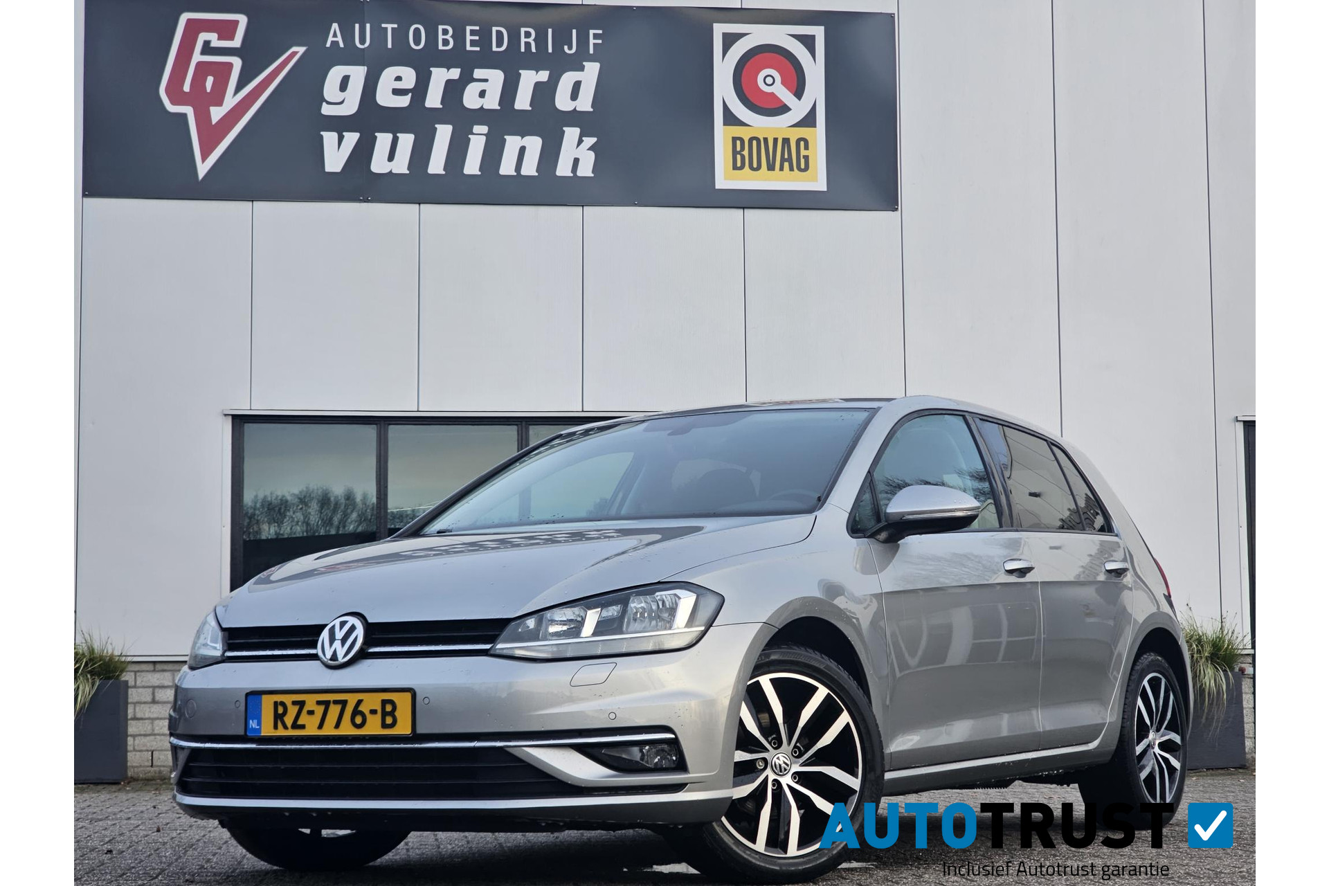 Volkswagen Golf 1.0 TSI Comfortline DSG TREKHAAK NAV CAMERA CLIMA 47821236-0.jpg | Autobedrijf Gerard Vulink
