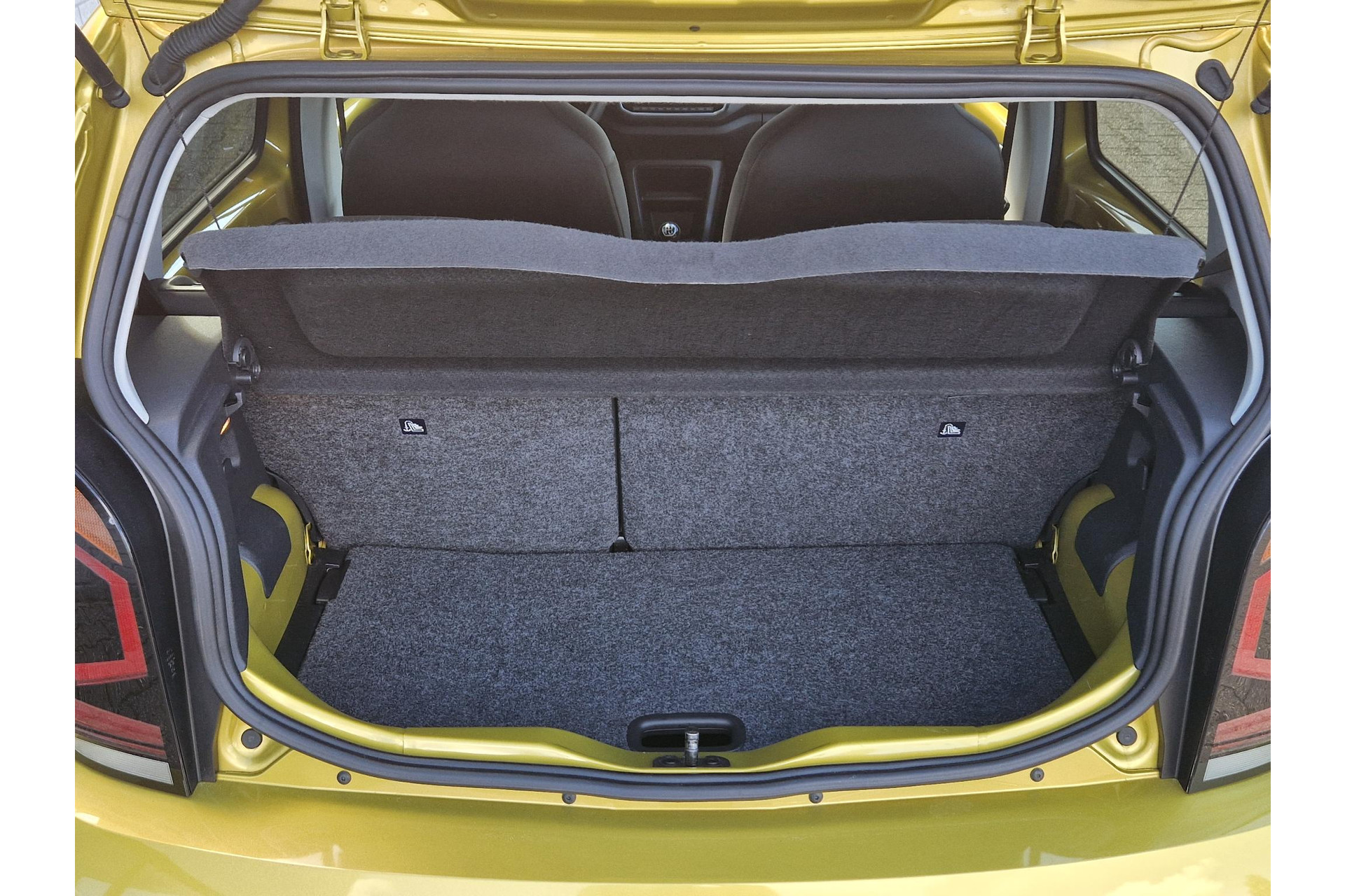 Volkswagen up! 1.0 move up! AIRCO CRUISE DAB PDC 47834682-15.jpg | Autobedrijf Gerard Vulink