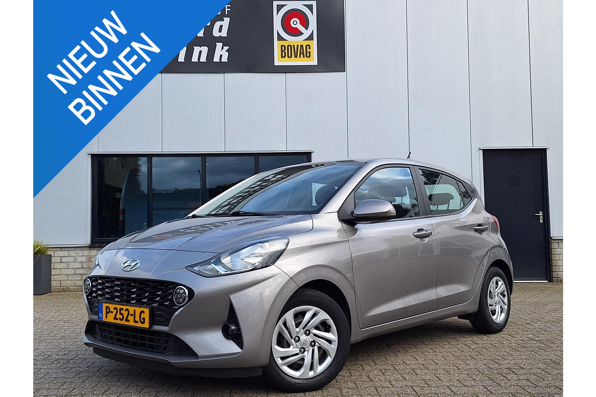 Hyundai i10 1.0 Comfort AIRCO CRUISE APPLE CARPLAY 48493572-0.jpg | Autobedrijf Gerard Vulink