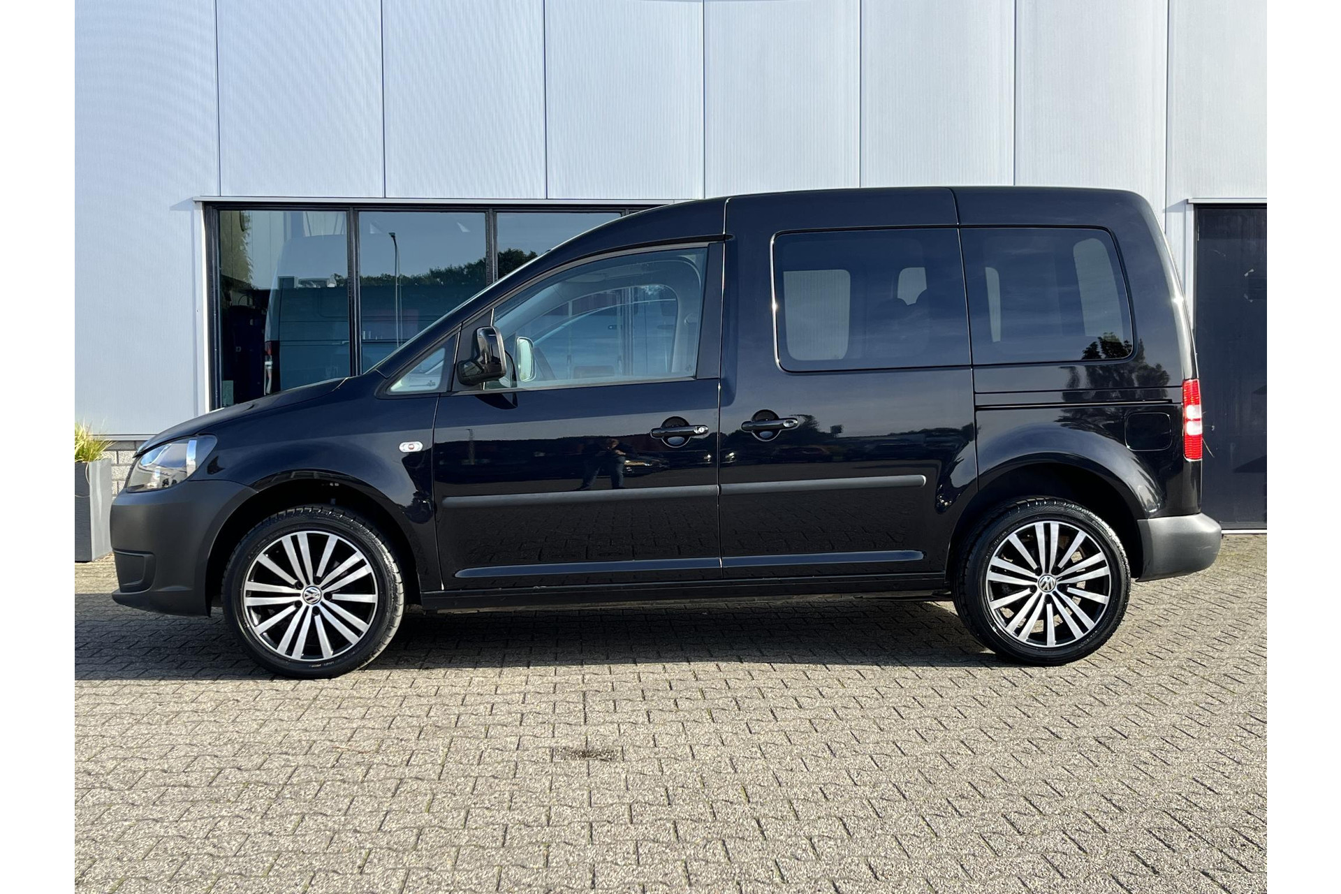 Volkswagen Caddy 1.2 TSI Trendline AIRCO TREKHAAK 5 PERS. 48517549-3.jpg | Autobedrijf Gerard Vulink