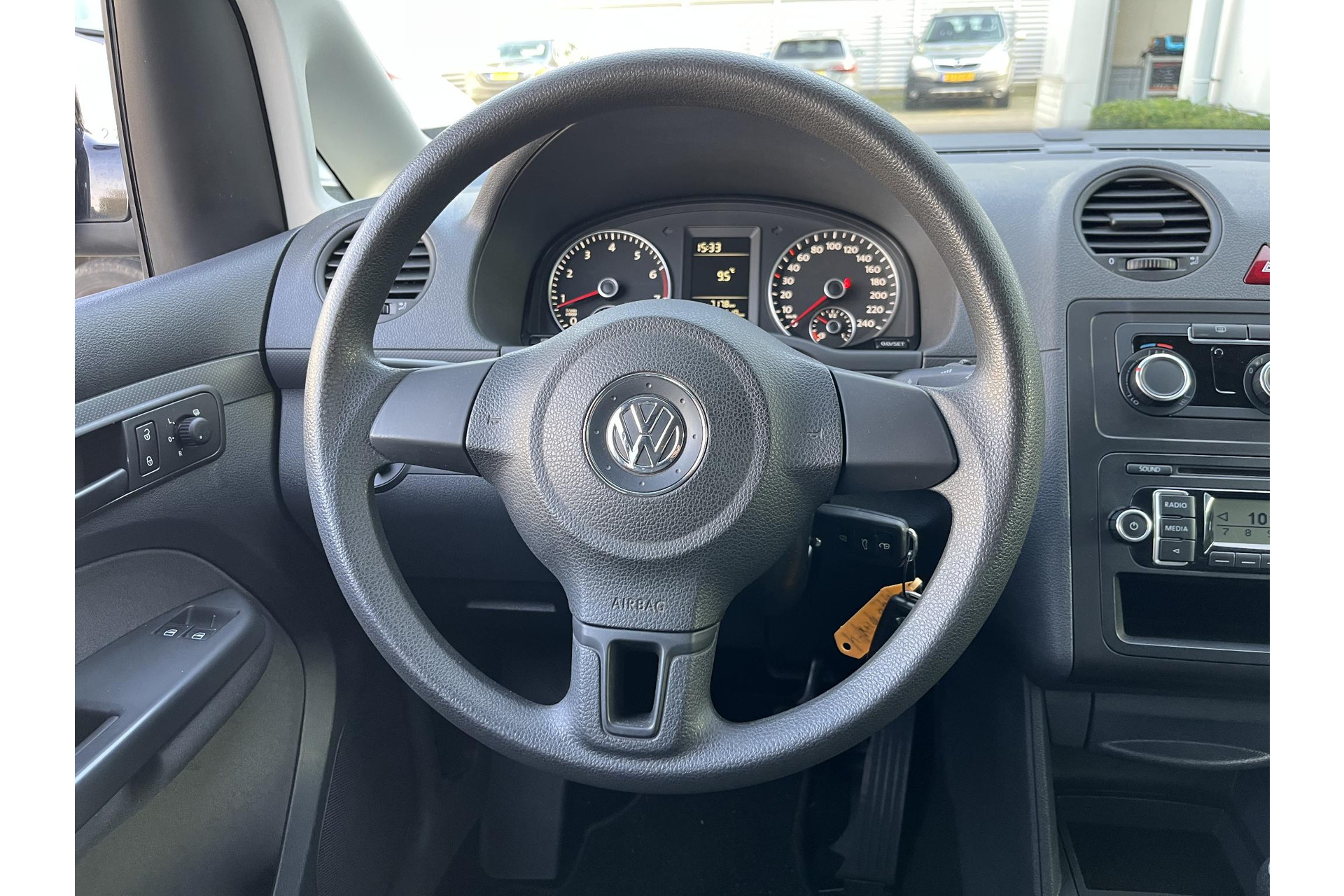 Volkswagen Caddy 1.2 TSI Trendline AIRCO TREKHAAK 5 PERS. 48517549-8.jpg | Autobedrijf Gerard Vulink