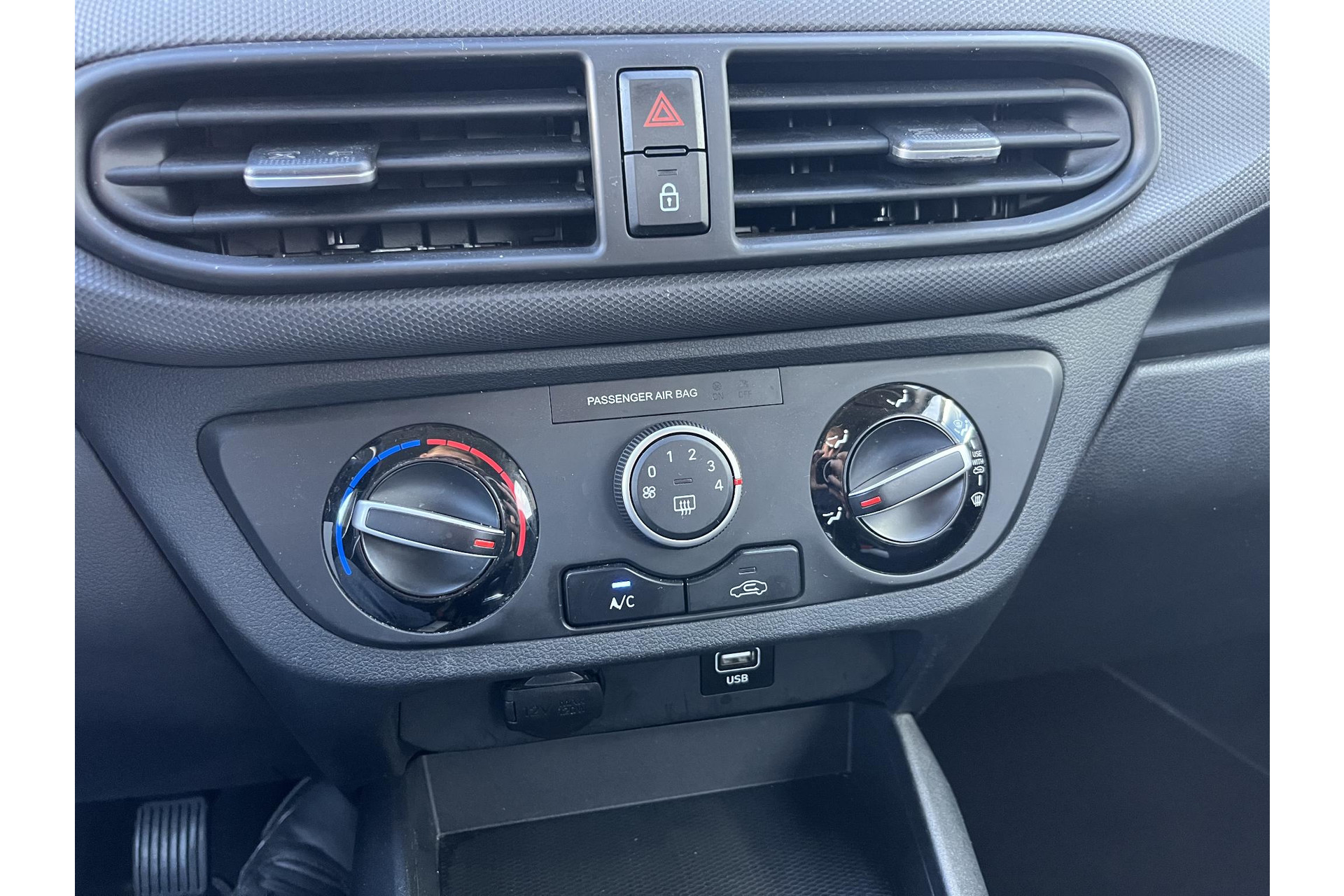 Hyundai i10 1.0 Comfort AIRCO CRUISE APPLE CARPLAY 48517716-9.jpg | Autobedrijf Gerard Vulink