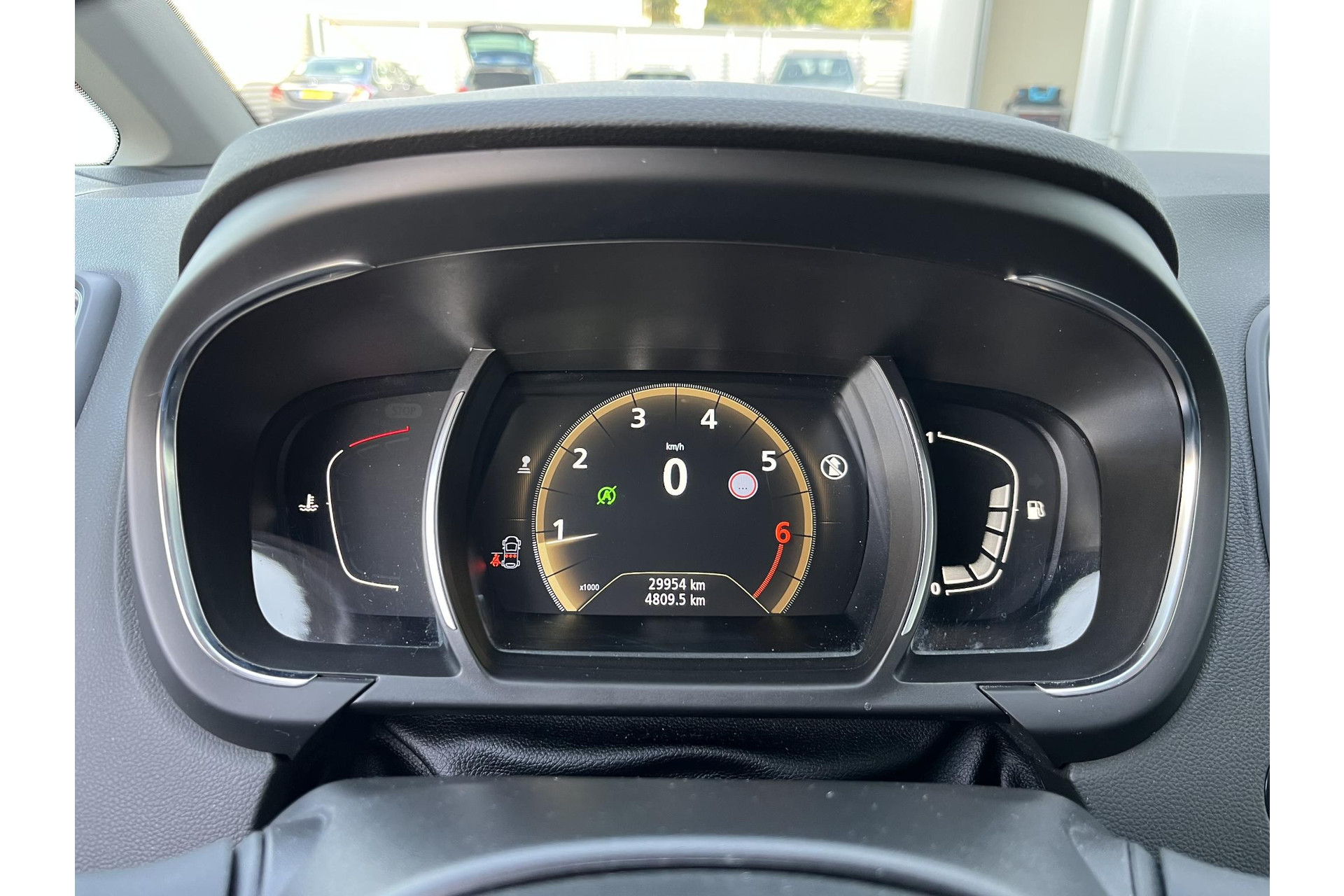 Renault Scénic TCe 115 Zen CLIMA KEYLESS NAV PDC 48517717-10.jpg | Autobedrijf Gerard Vulink