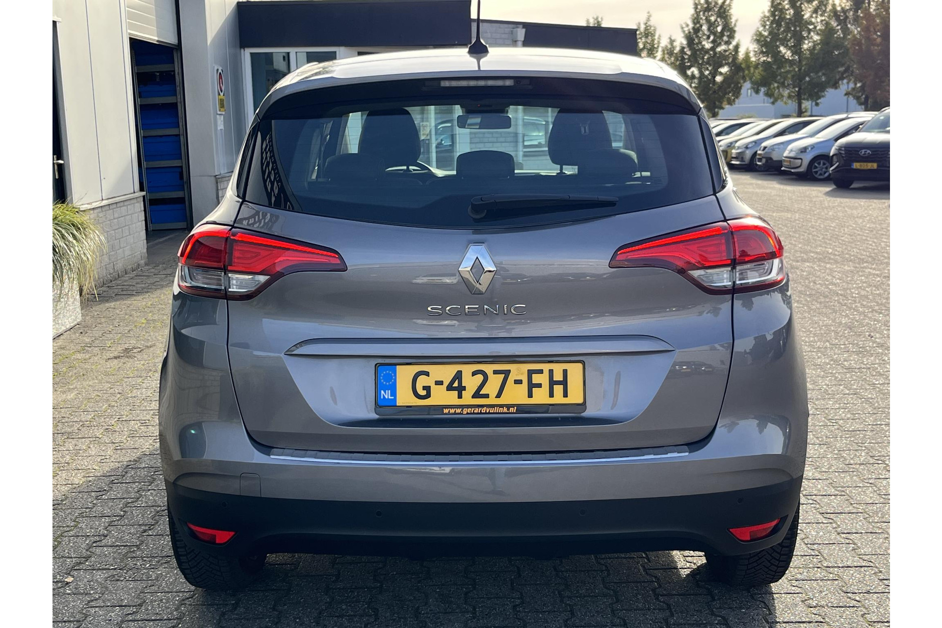 Renault Scénic TCe 115 Zen CLIMA KEYLESS NAV PDC 48517717-19.jpg | Autobedrijf Gerard Vulink