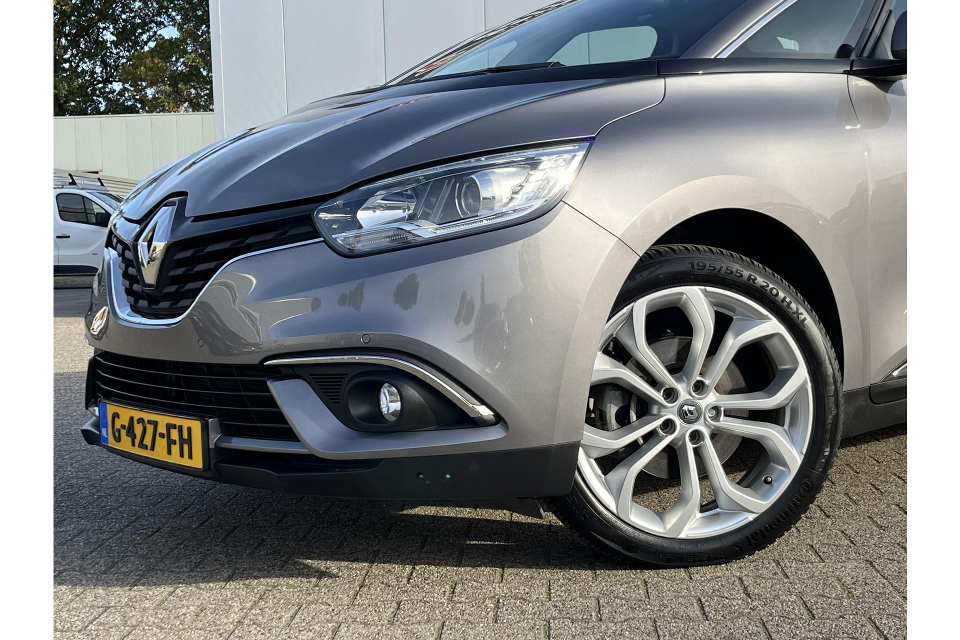 Renault Scénic TCe 115 Zen CLIMA KEYLESS NAV PDC 48517717-2.jpg | Autobedrijf Gerard Vulink