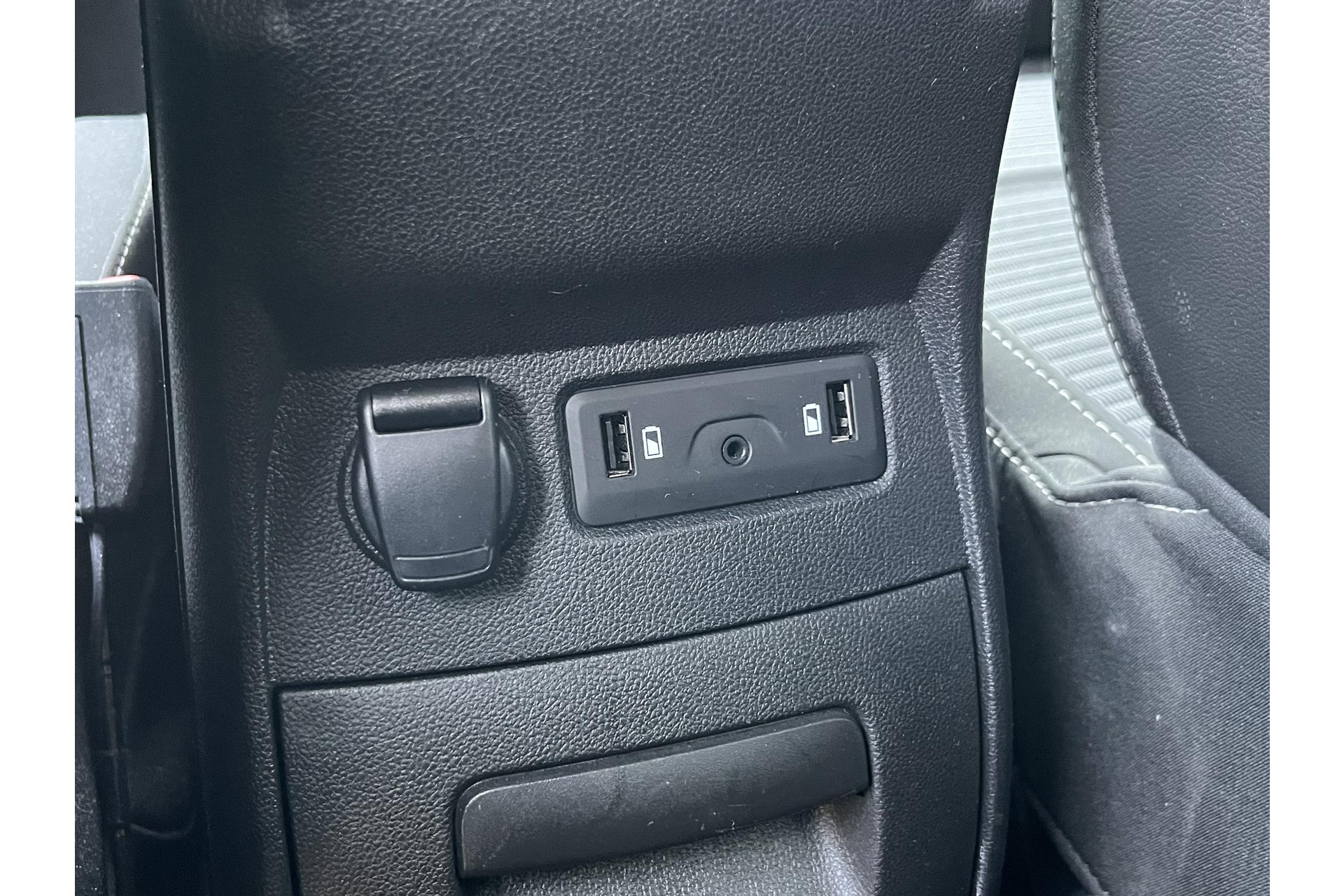 Renault Scénic TCe 115 Zen CLIMA KEYLESS NAV PDC 48517717-7.jpg | Autobedrijf Gerard Vulink