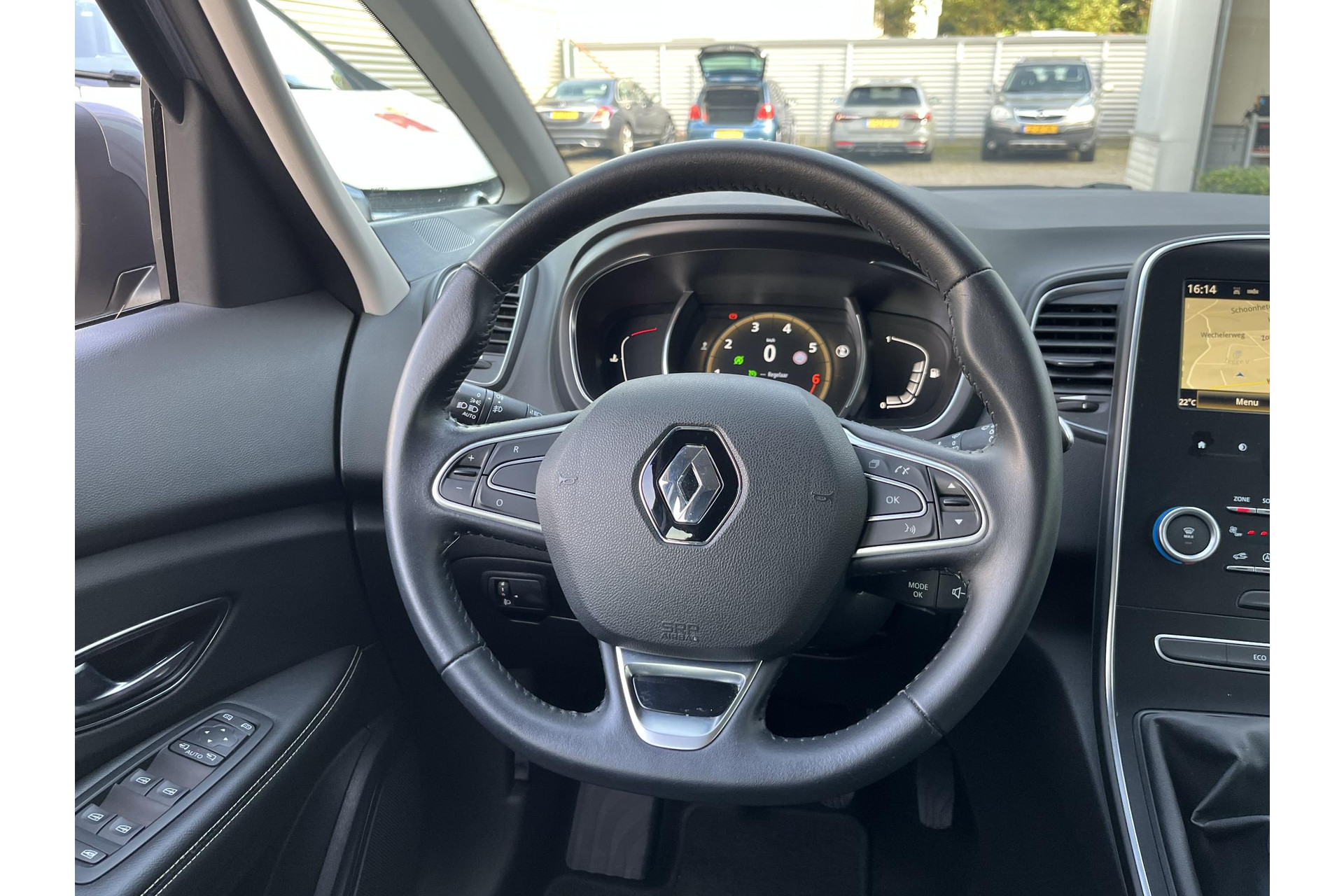 Renault Scénic TCe 115 Zen CLIMA KEYLESS NAV PDC 48517717-9.jpg | Autobedrijf Gerard Vulink