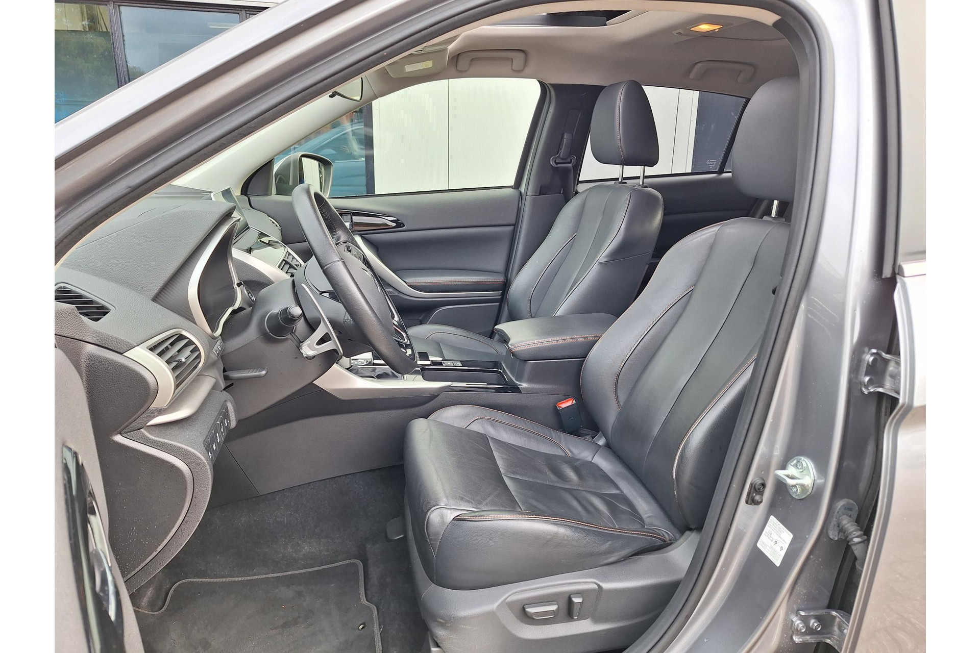 Mitsubishi Eclipse Cross 1.5 DI-T 164PK S-AWC Instyle LEER PANO TREKHAAK 48534265-6.jpg | Autobedrijf Gerard Vulink