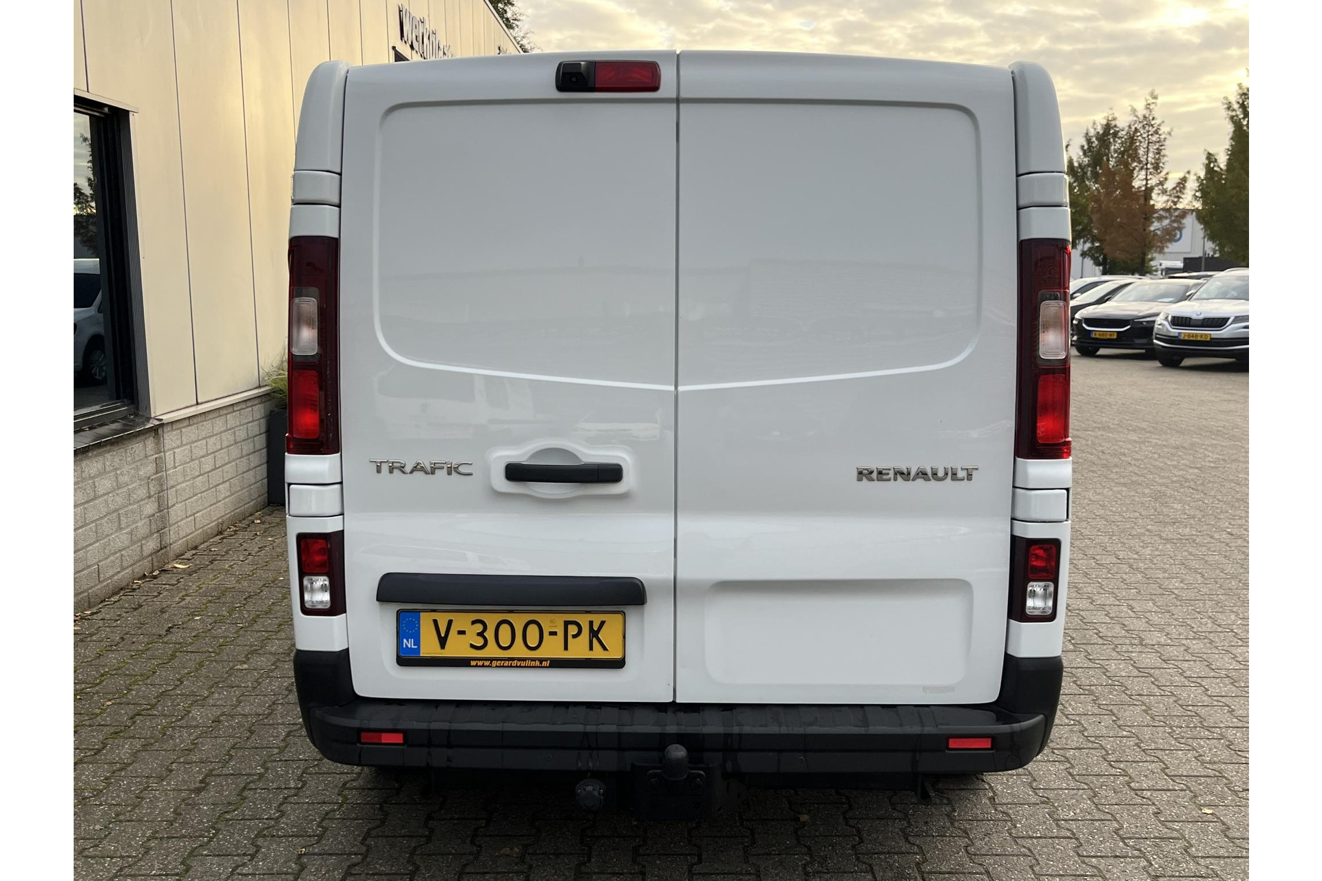 Renault Trafic 1.6 dCi 125PK L2H1 Luxe TREKHAAK NAV CRUISE 48593647-18.jpg | Autobedrijf Gerard Vulink