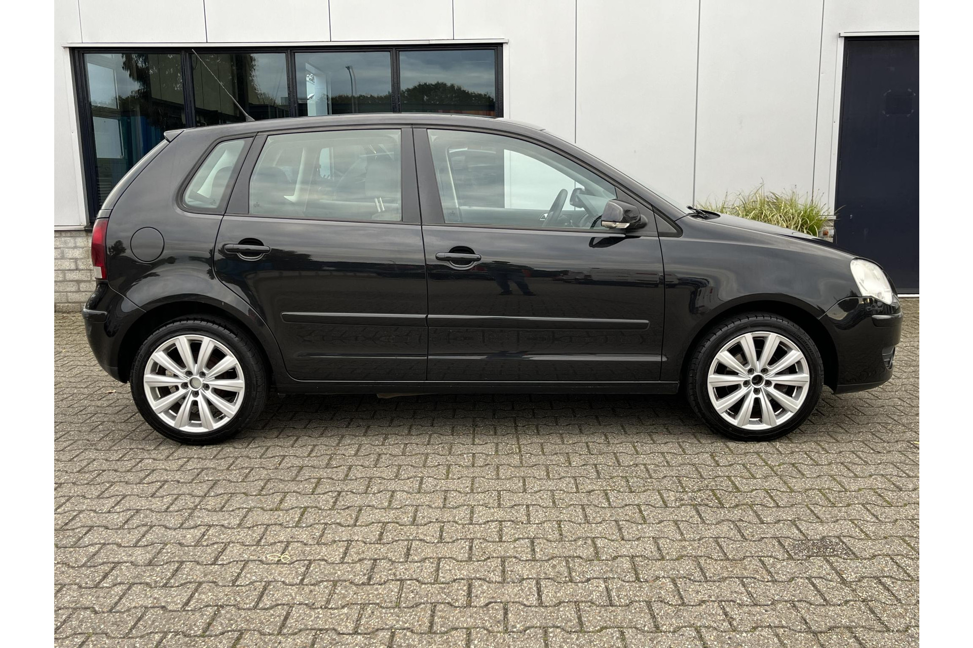 Volkswagen Polo 1.4-16V Optive AIRCO CRUISE LMV 48619001-17.jpg | Autobedrijf Gerard Vulink
