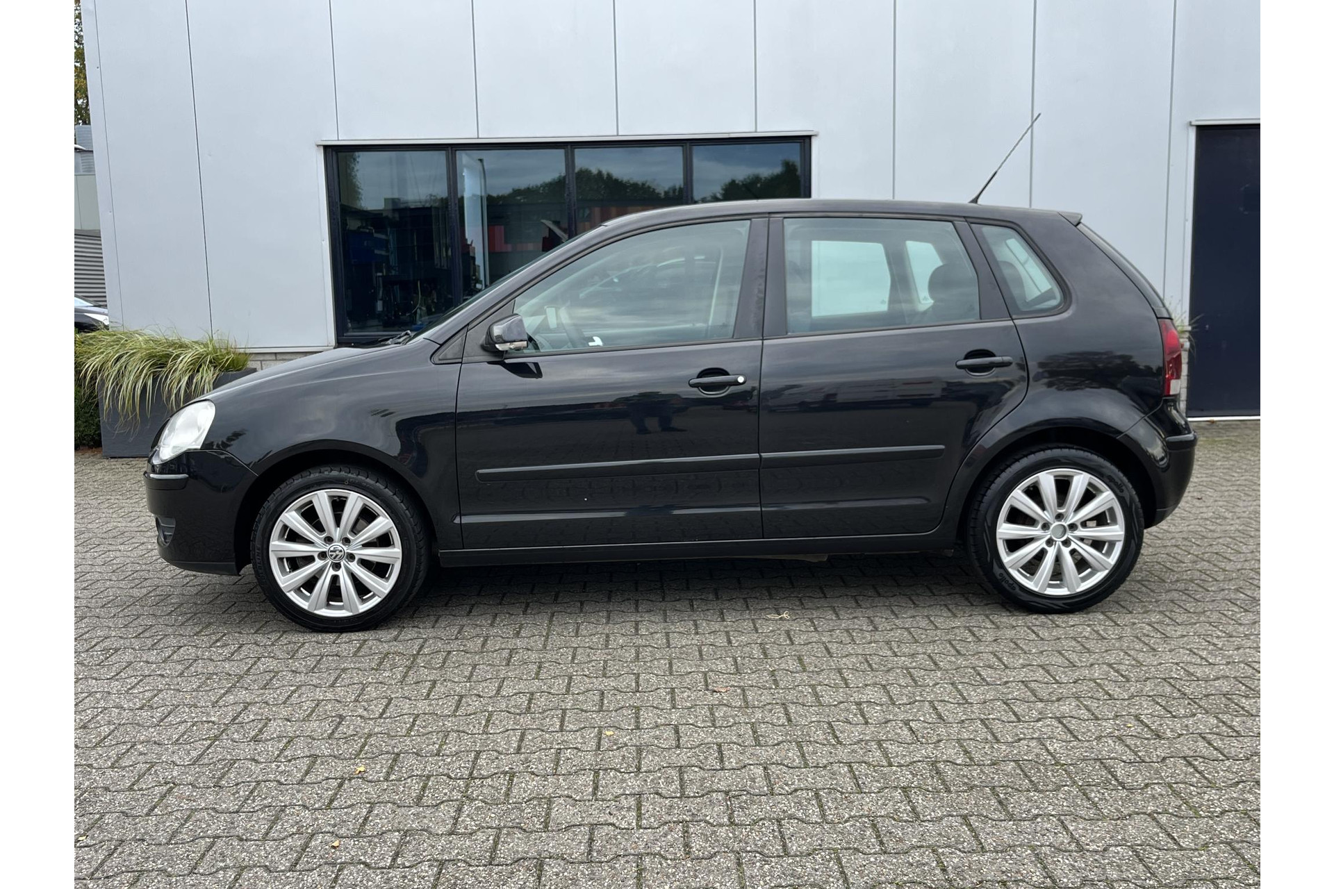 Volkswagen Polo 1.4-16V Optive AIRCO CRUISE LMV 48619001-3.jpg | Autobedrijf Gerard Vulink