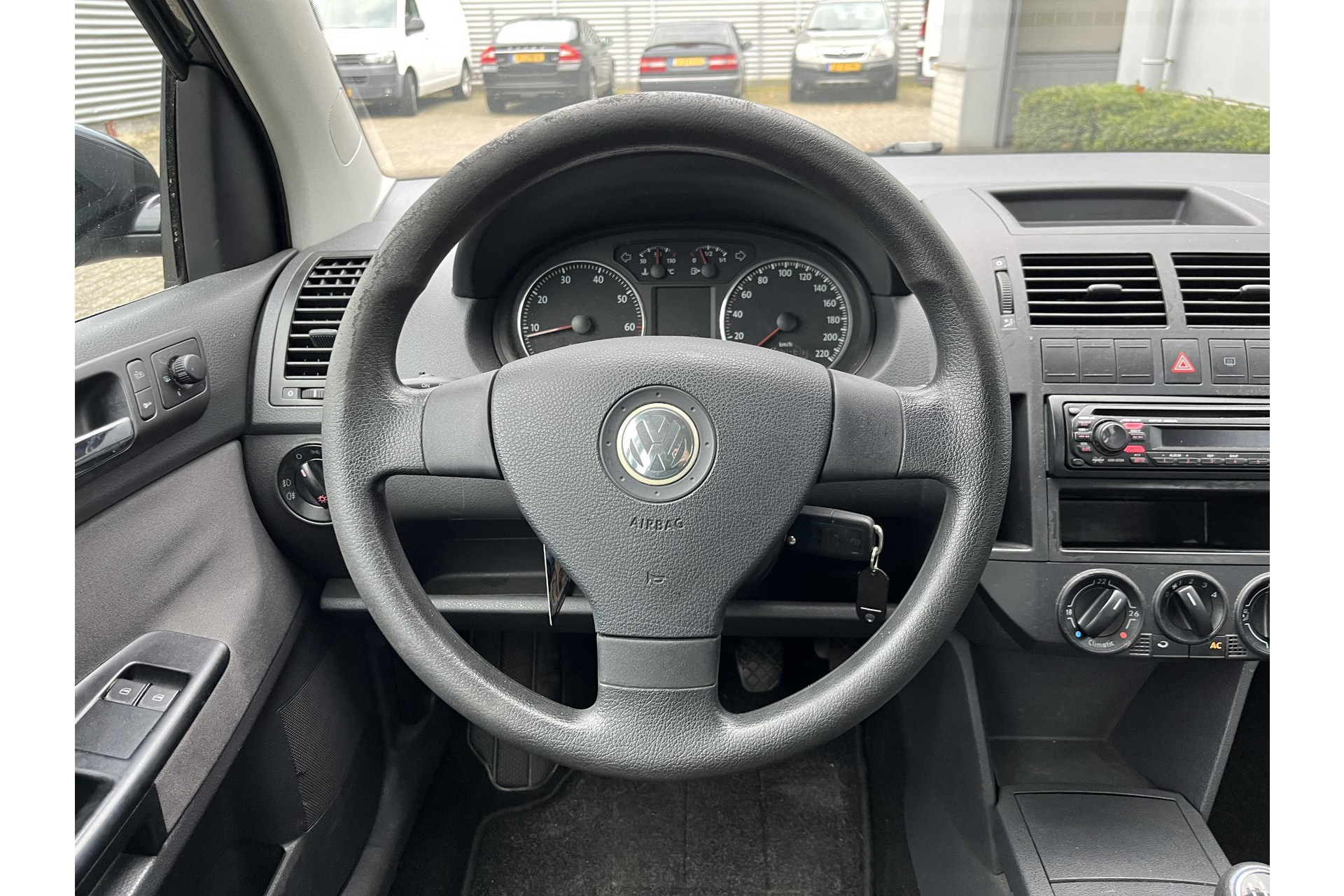 Volkswagen Polo 1.4-16V Optive AIRCO CRUISE LMV 48619001-8.jpg | Autobedrijf Gerard Vulink