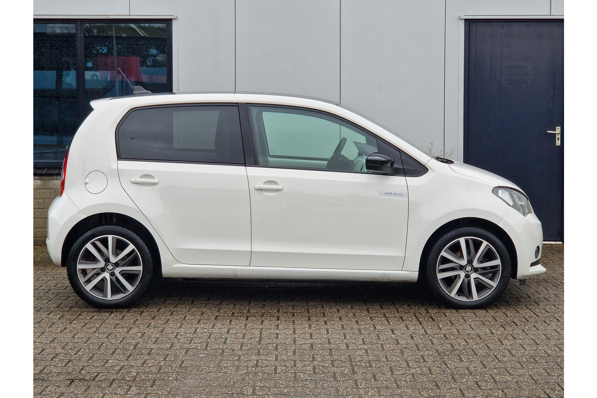 SEAT Mii Electric electric Plus STOELVERWARMING 48677654-21.jpg | Autobedrijf Gerard Vulink