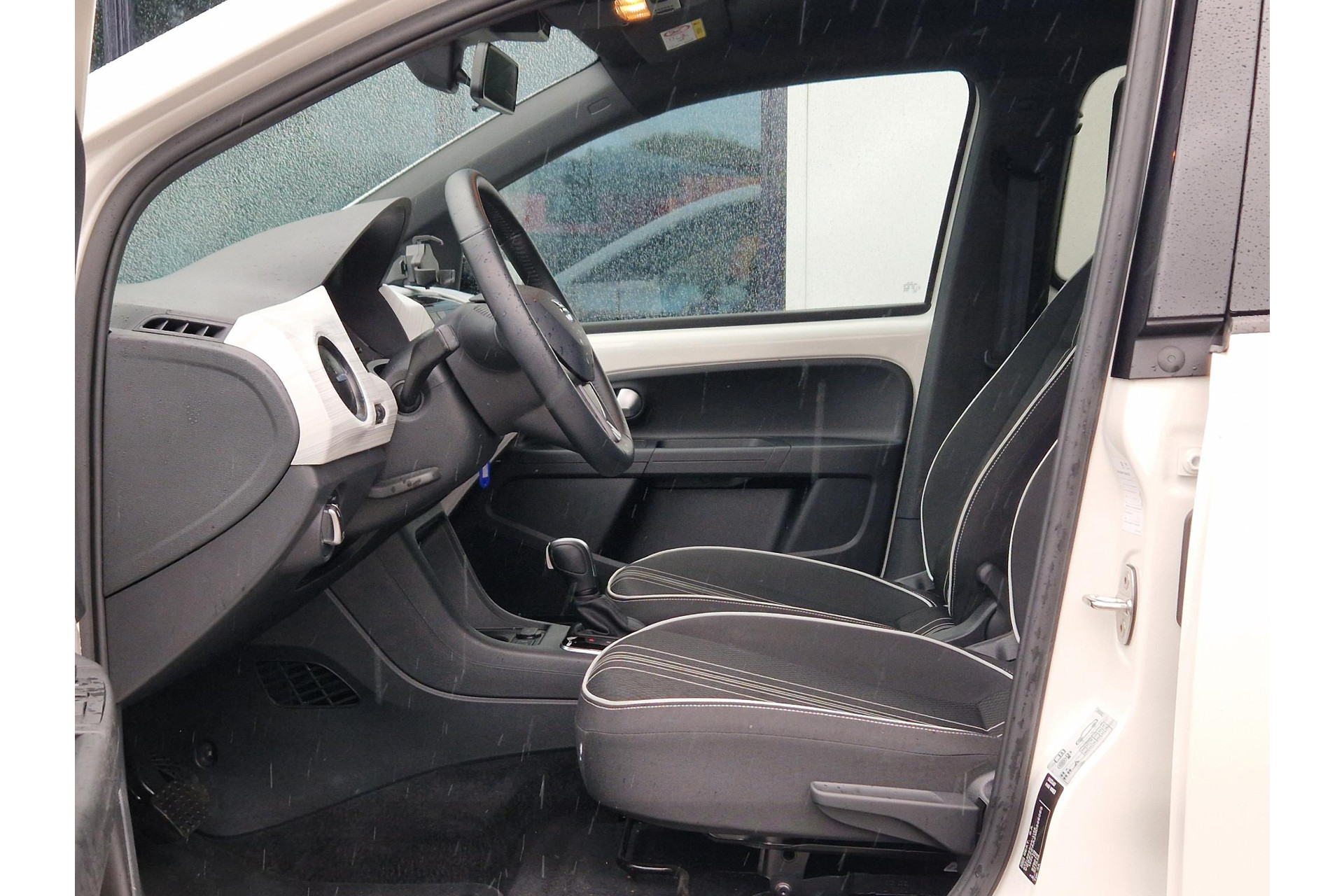 SEAT Mii Electric electric Plus STOELVERWARMING 48677654-8.jpg | Autobedrijf Gerard Vulink