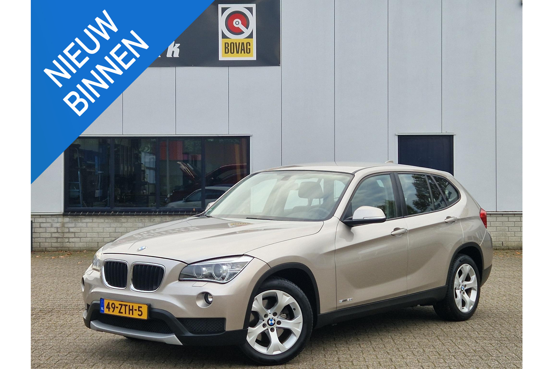 BMW X1 sDrive20i Upgrade Edition TREKHAAK CRUISE NAV 49234738-0.jpg | Autobedrijf Gerard Vulink