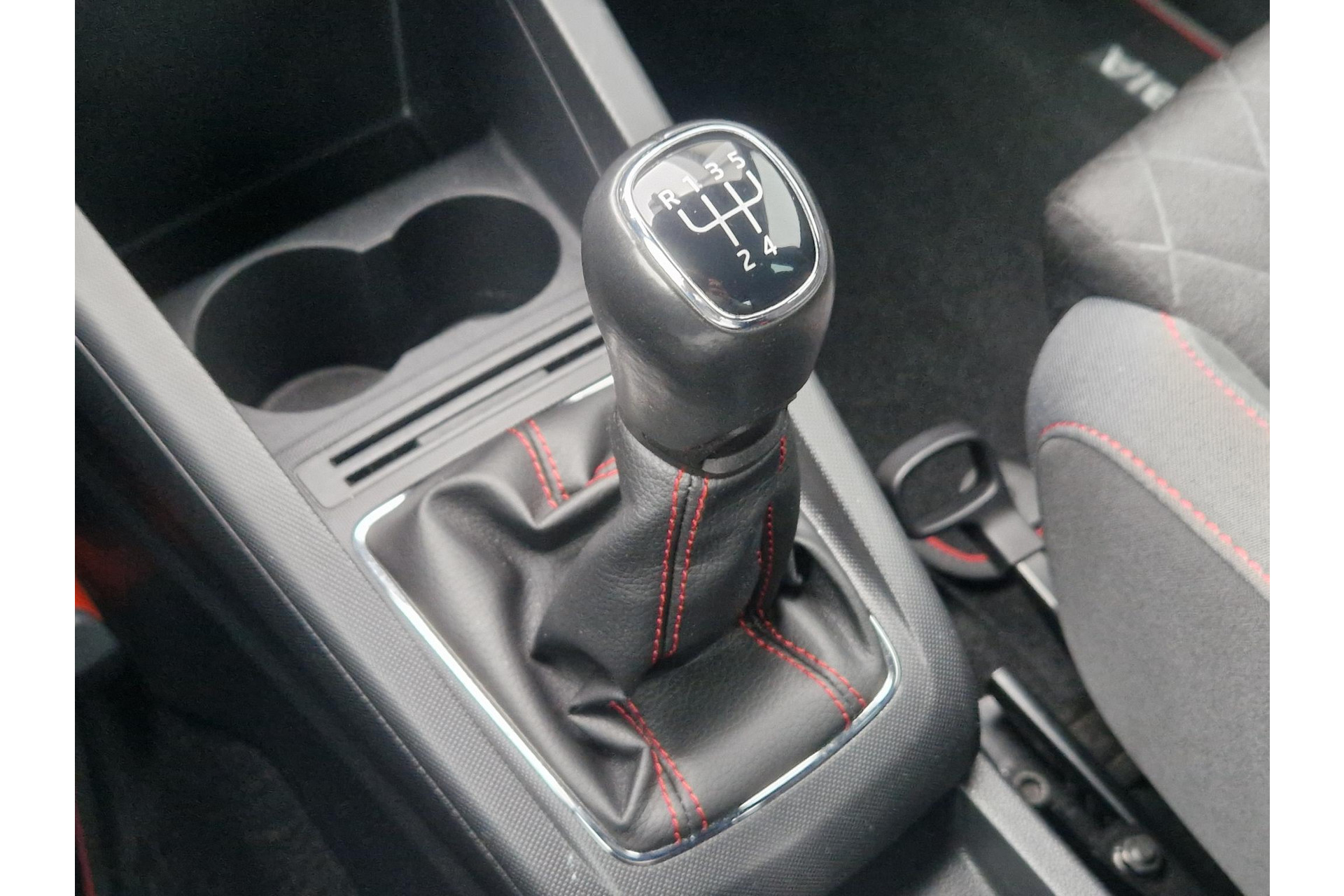 Škoda Fabia 1.0 TSI Monte Carlo TREKHAAK CARPLAY CRUISE LMV 49300837-15.jpg | Autobedrijf Gerard Vulink