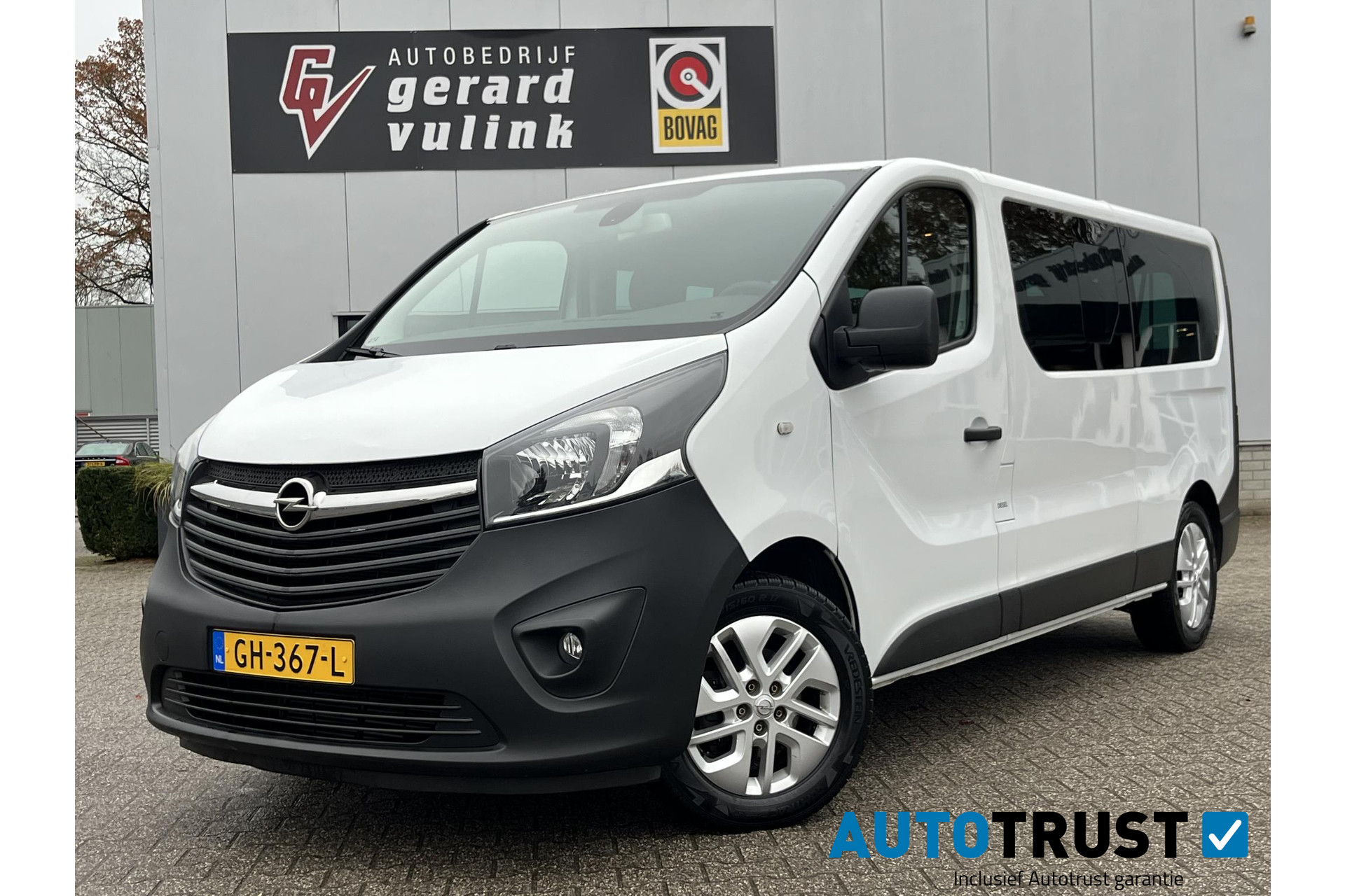 Opel Vivaro Combi 1.6 CDTI 140PK L2H1 9-PERSOONS INCL BTW 49301599-0.jpg | Autobedrijf Gerard Vulink