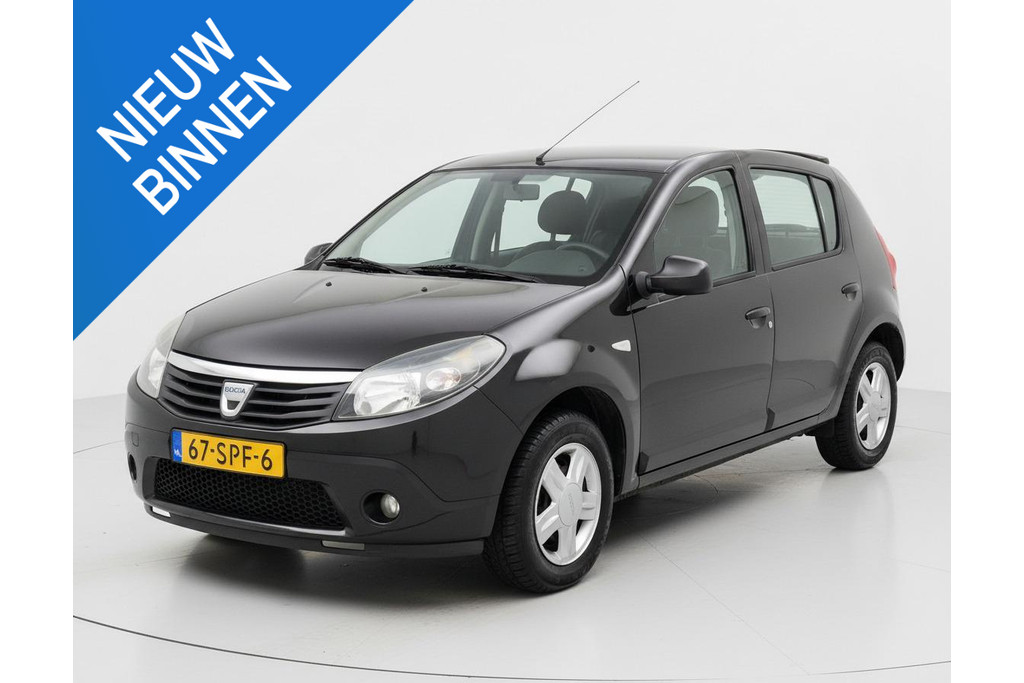 Dacia Sandero 1.2 Blackline AIRCO TREKHAAK 52069510-0.jpg | Autobedrijf Gerard Vulink