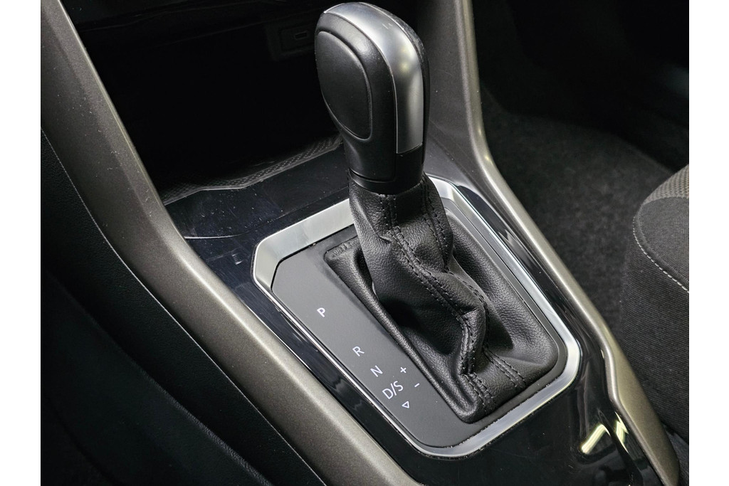 Volkswagen T-Roc 1.5 TSI DSG Style ADAP CRUISE DIGIDASH STOELVERW. 52413673-15.jpg | Autobedrijf Gerard Vulink