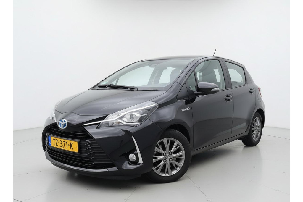 Toyota Yaris 1.5 Hybrid Design Sport AIRCO AUTOMAAT CAMERA 53489802-0.jpg | Autobedrijf Gerard Vulink