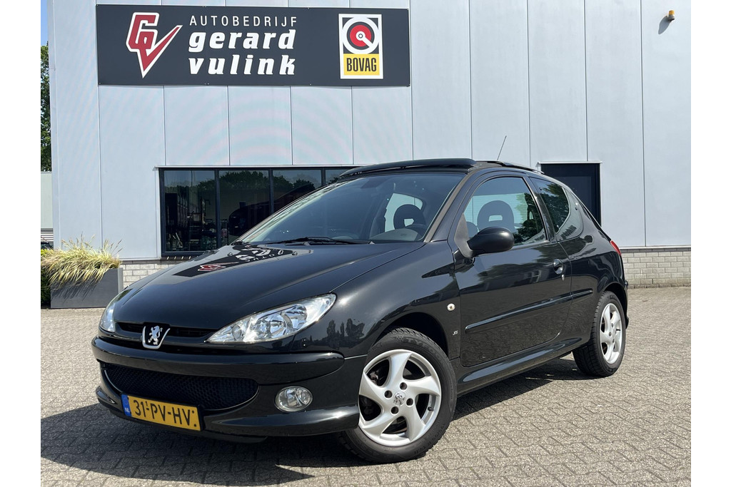 Peugeot 206 1.6-16V XS Pack DAK AIRCO TREKHAAK NW KOPPELING 53689221-0.jpg | Autobedrijf Gerard Vulink