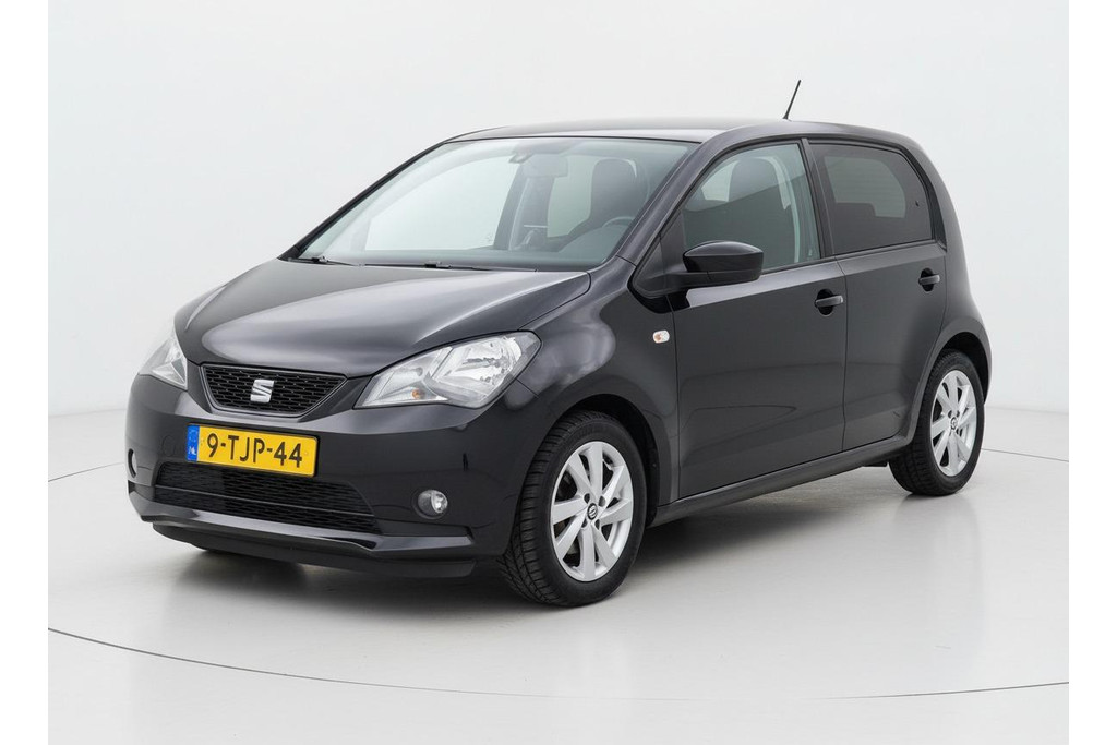 SEAT Mii 1.0 Sport Dynamic AIRCO NAV 5 DEURS 54040432-0.jpg | Autobedrijf Gerard Vulink