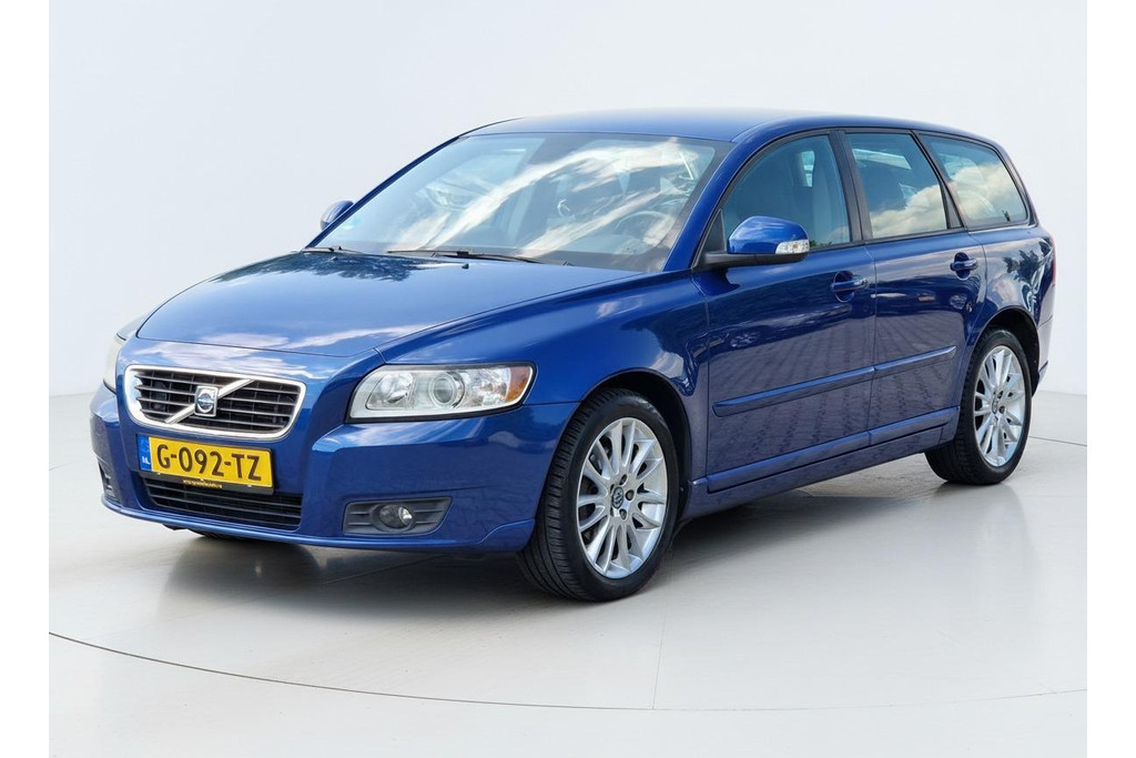 Volvo V50 2.0 Summum TREKHAAK PDC CRUISE CLIMA 54916008-0.jpg | Autobedrijf Gerard Vulink