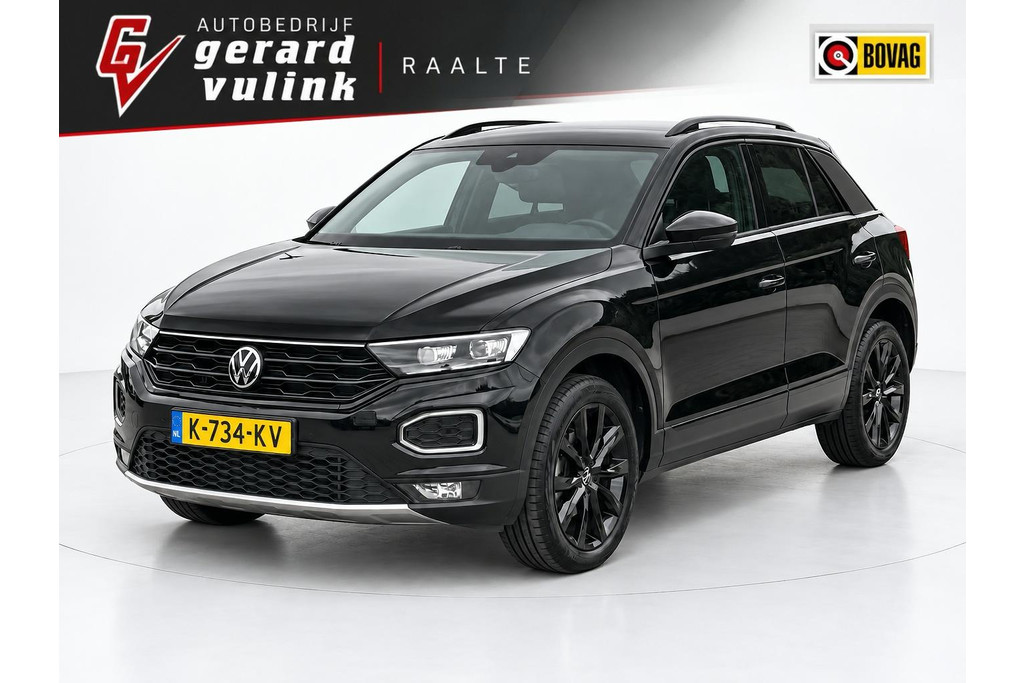 Volkswagen T-Roc 1.5 TSI SPORT ADAP CRUISE CAMERA DIGIDASH 56815341-0.jpg | Autobedrijf Gerard Vulink